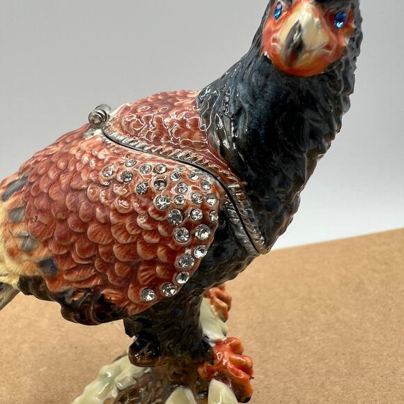 Enamel Eagle Trinket Box Jewel Eyes Magnetic Hinged 4" America Wildlife - Picture 4 of 10